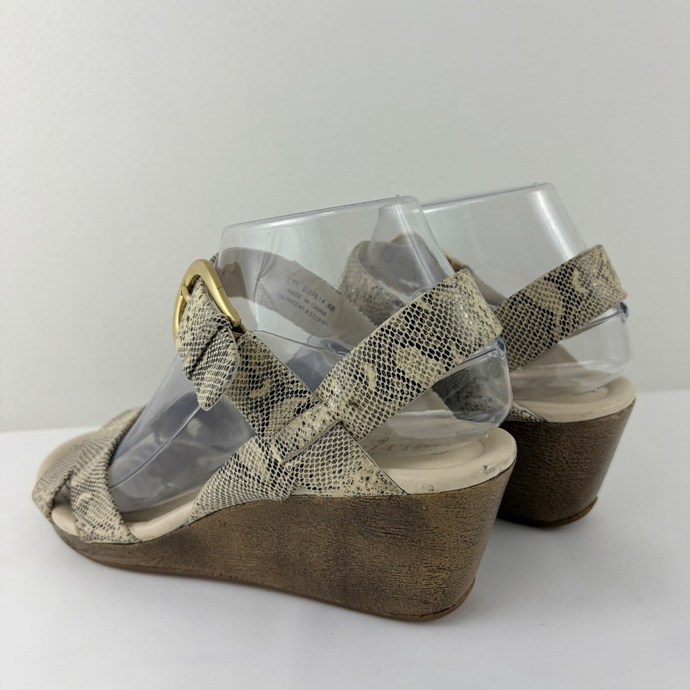 Cole Haan Snake Print Wedge Sandals Beige Leather Buckle Strap Comfort Chic Sz 6 - Picture 5 of 10